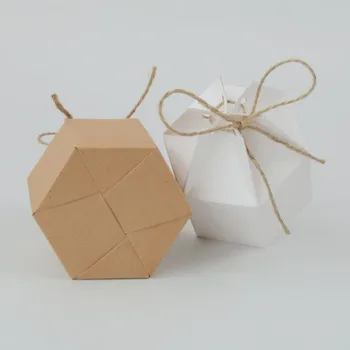 Hvid Brun Kraftpapir Pakke Lanterne Sekskant Candy Box Tjeneste Og Gaver til Bryllup, Jul, Valentinsdag, festartikler images